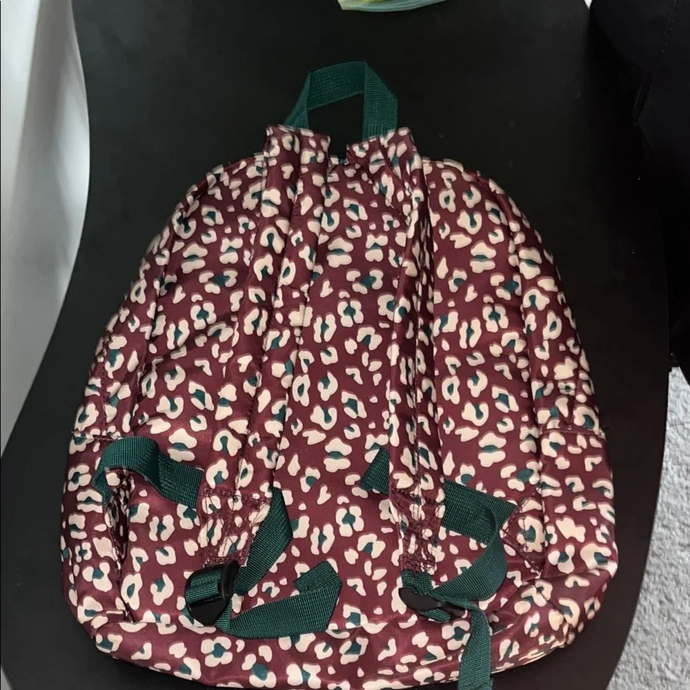 Y&R backpack - Picture 2 of 2